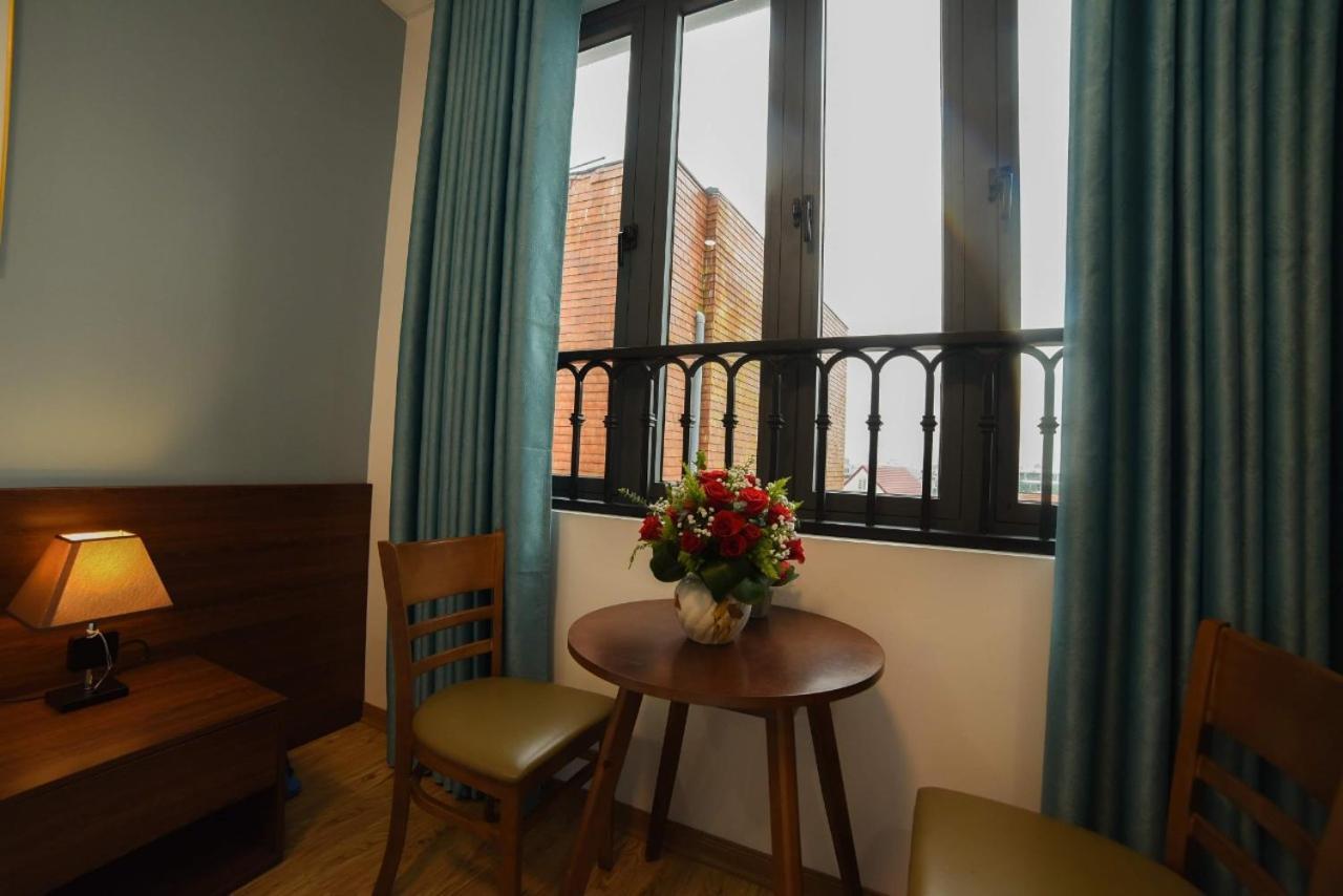 Anan Homestay Хуе Стая снимка